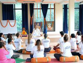 300H Yoga Teacher Training Course In Rishikesh